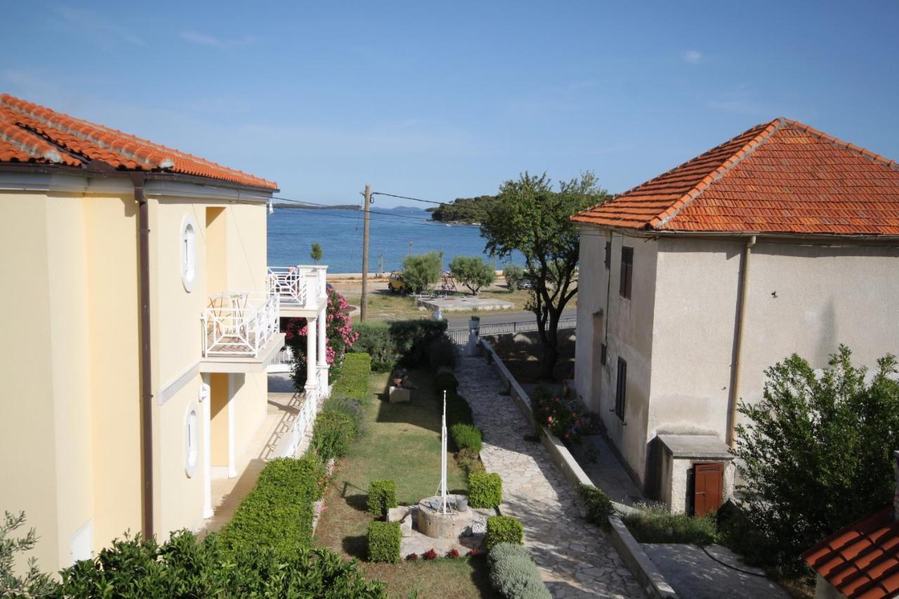 Rooms By The Sea Pasman - 8223 Zewnętrze zdjęcie